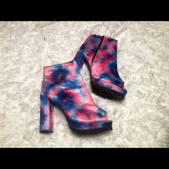 Pink sound booties - Picture 3 of 8